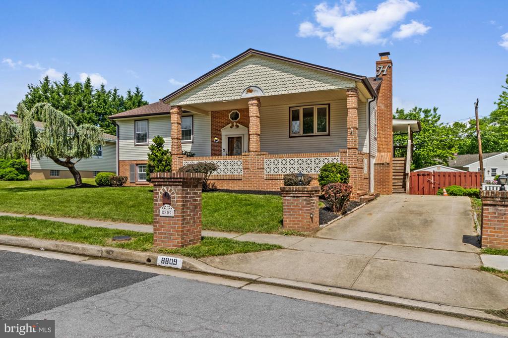 8809 DEARBORN DRIVE