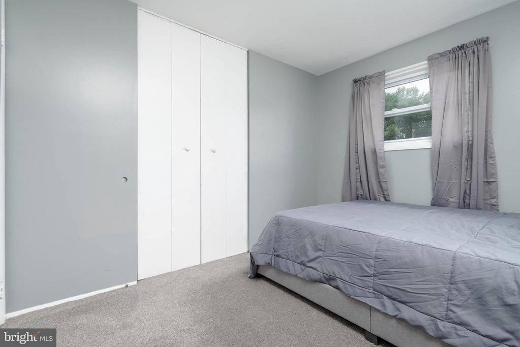 5513 DAYBREAK TERRACE