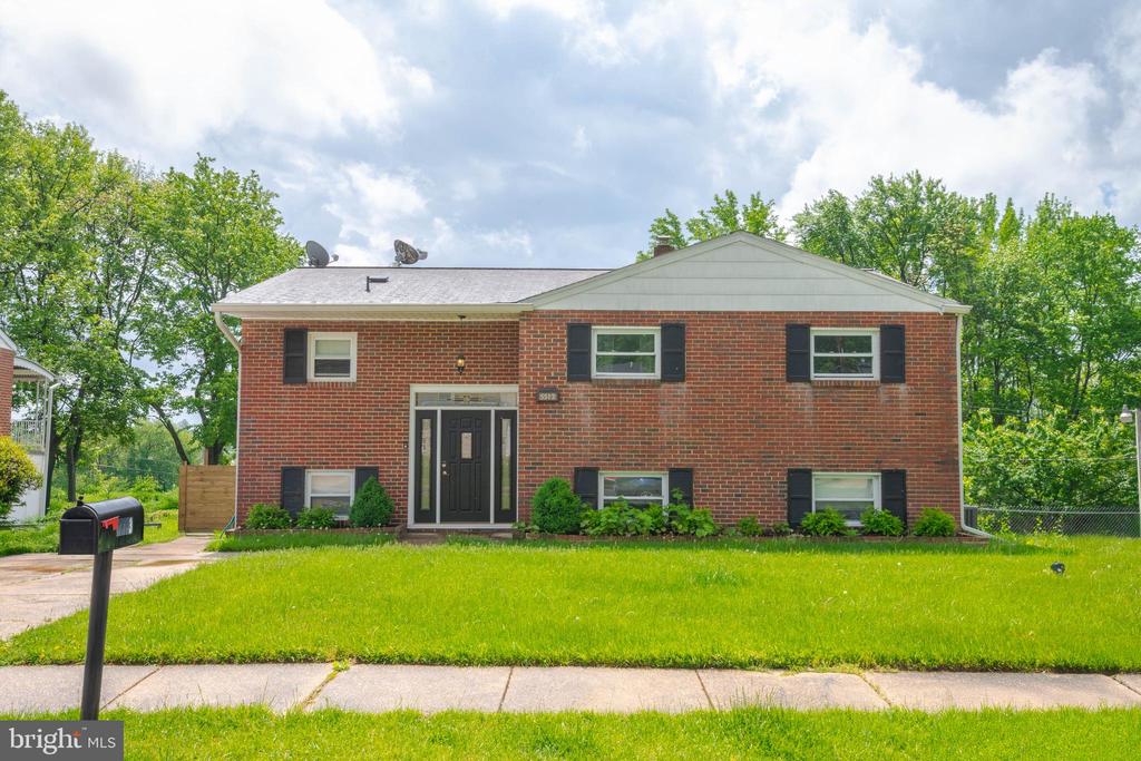 5513 DAYBREAK TERRACE