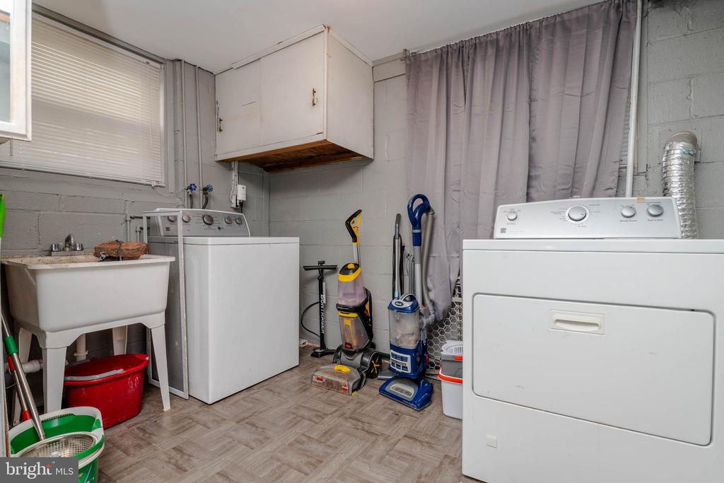5513 DAYBREAK TERRACE