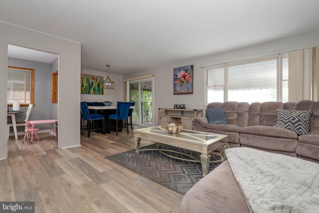 5513 DAYBREAK TERRACE