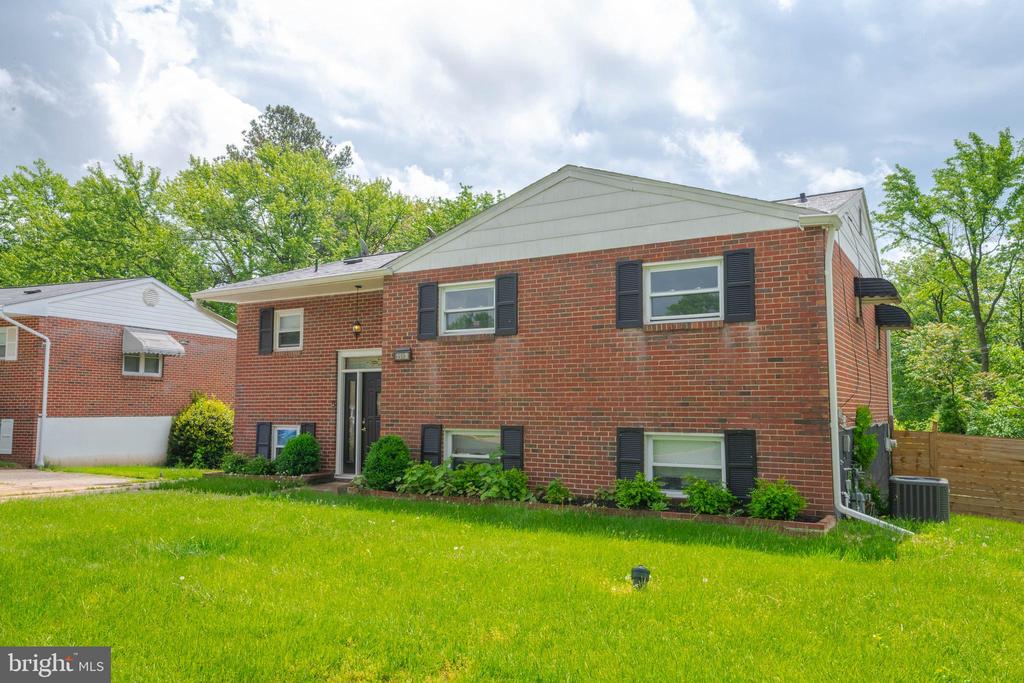 5513 DAYBREAK TERRACE