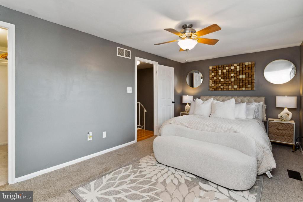 10 BANTRY COURT