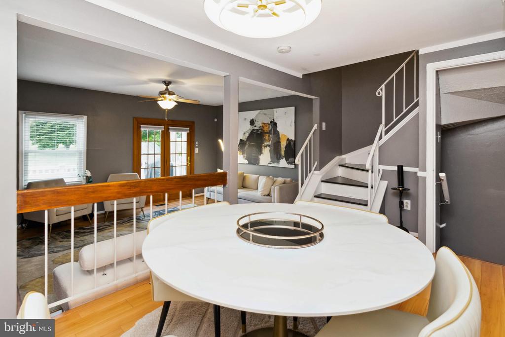 10 BANTRY COURT