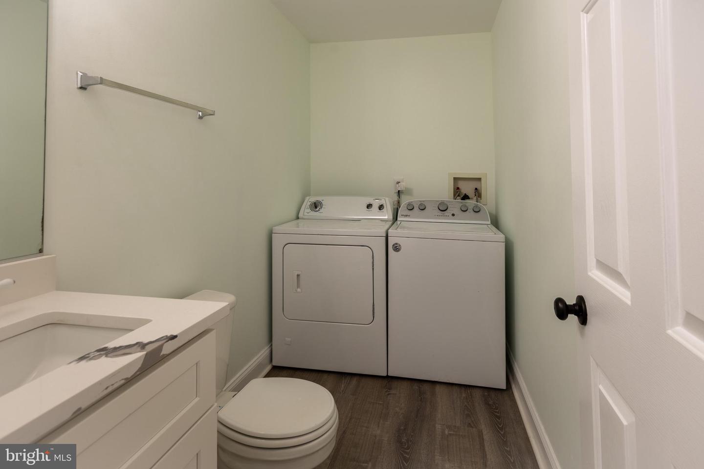 11904 White Heather Rd