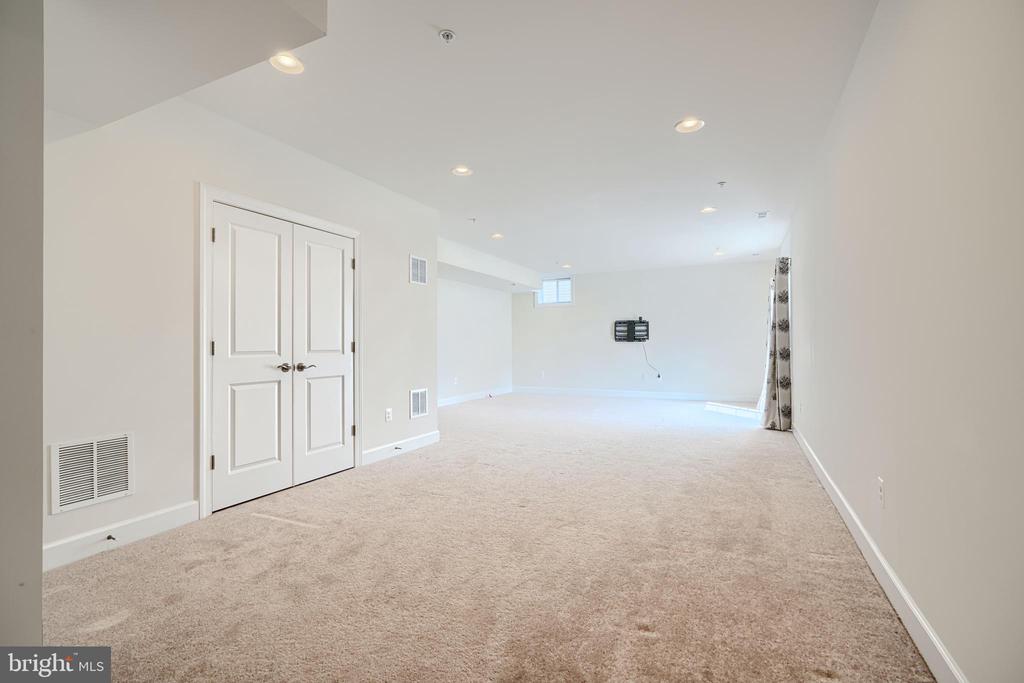 10819 WHITE TRILLIUM ROAD