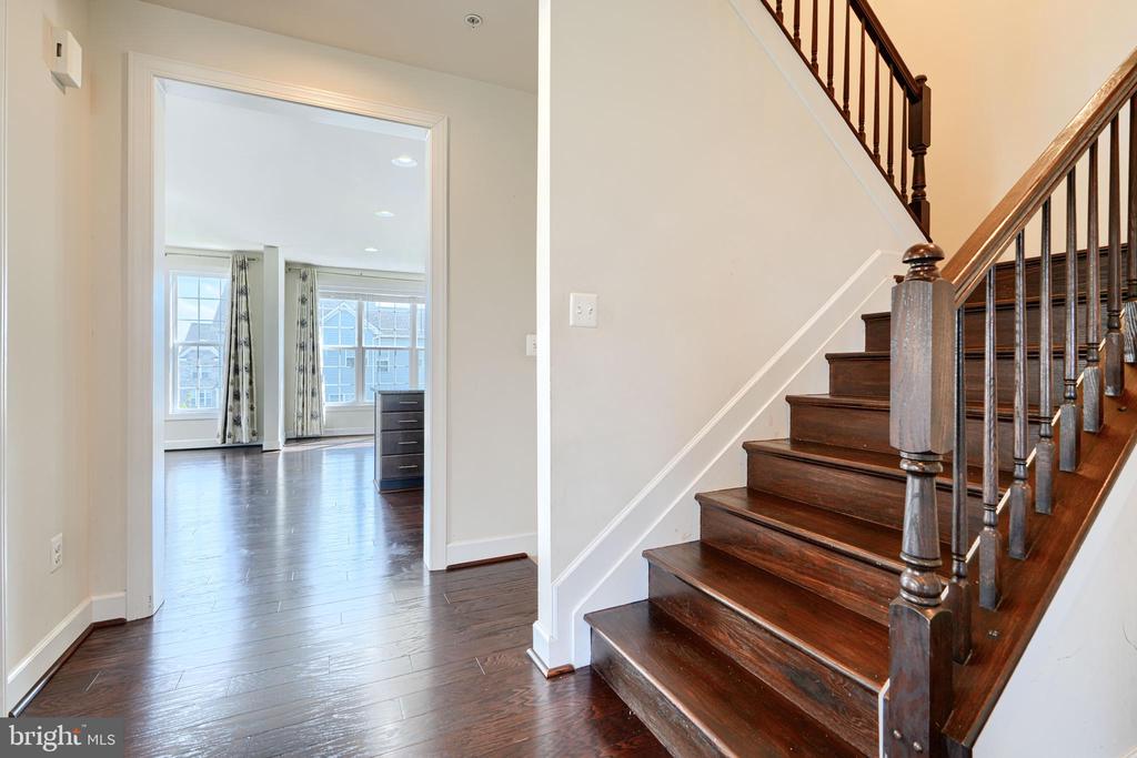 10819 WHITE TRILLIUM ROAD