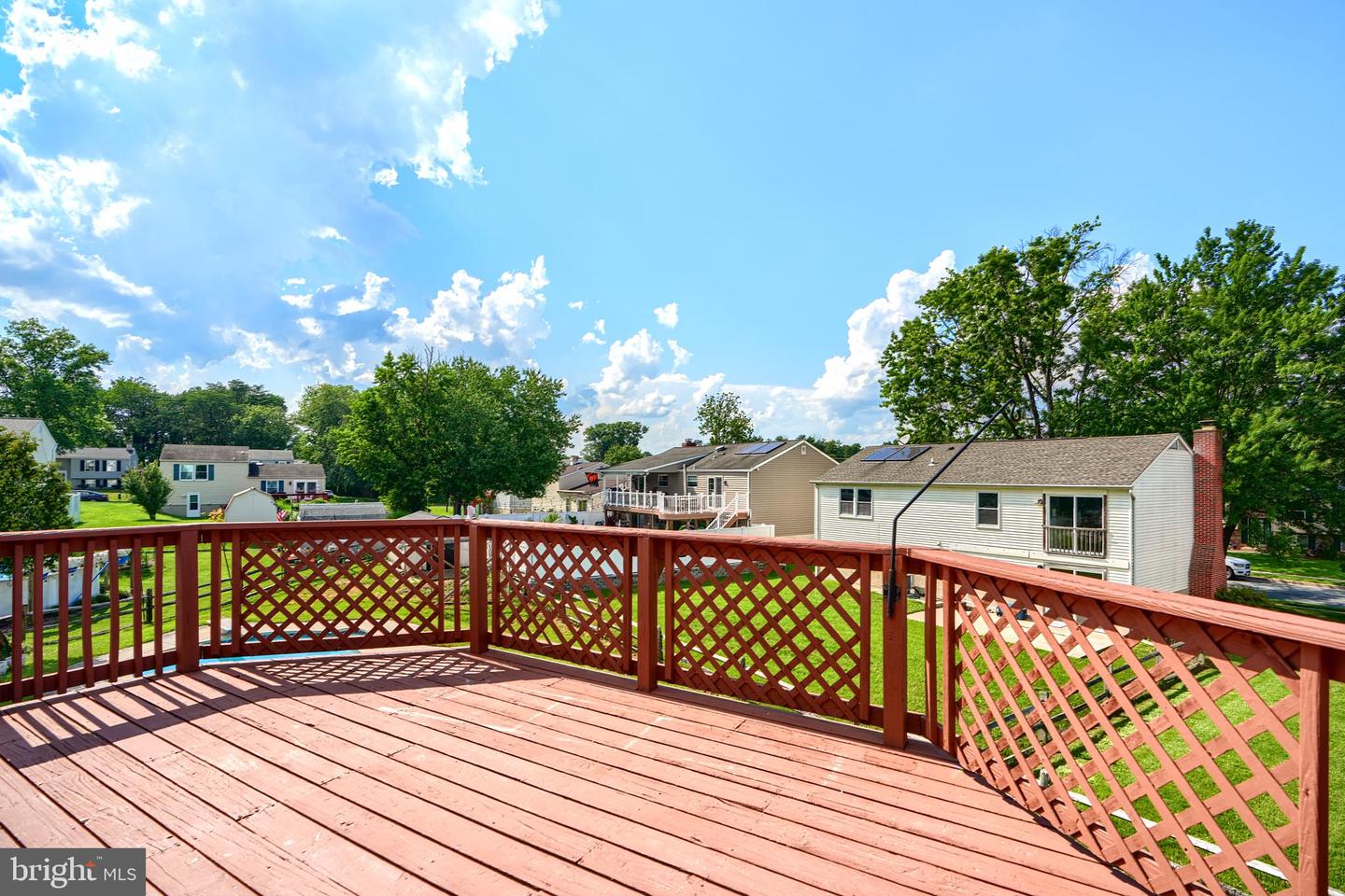 16 Ayr Ct