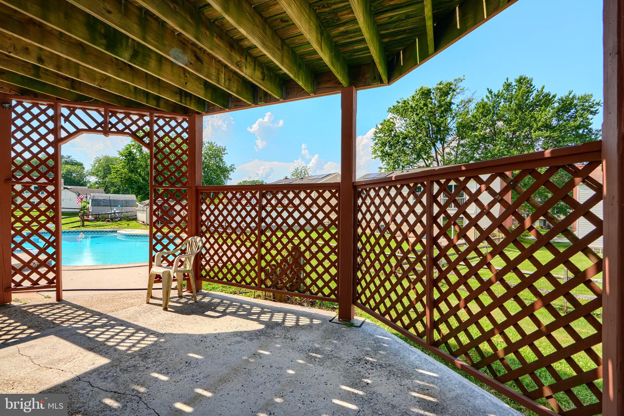 16 Ayr Ct