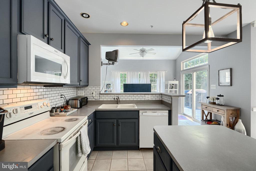 137 Arbor Vista Ln