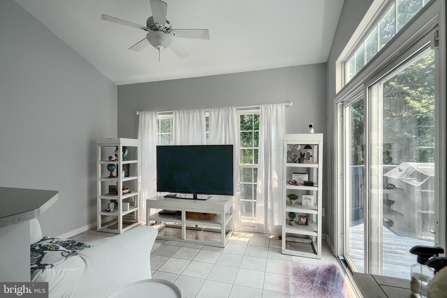 137 Arbor Vista Ln