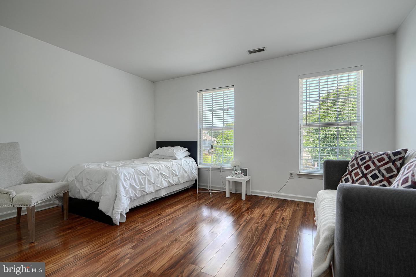 137 Arbor Vista Ln