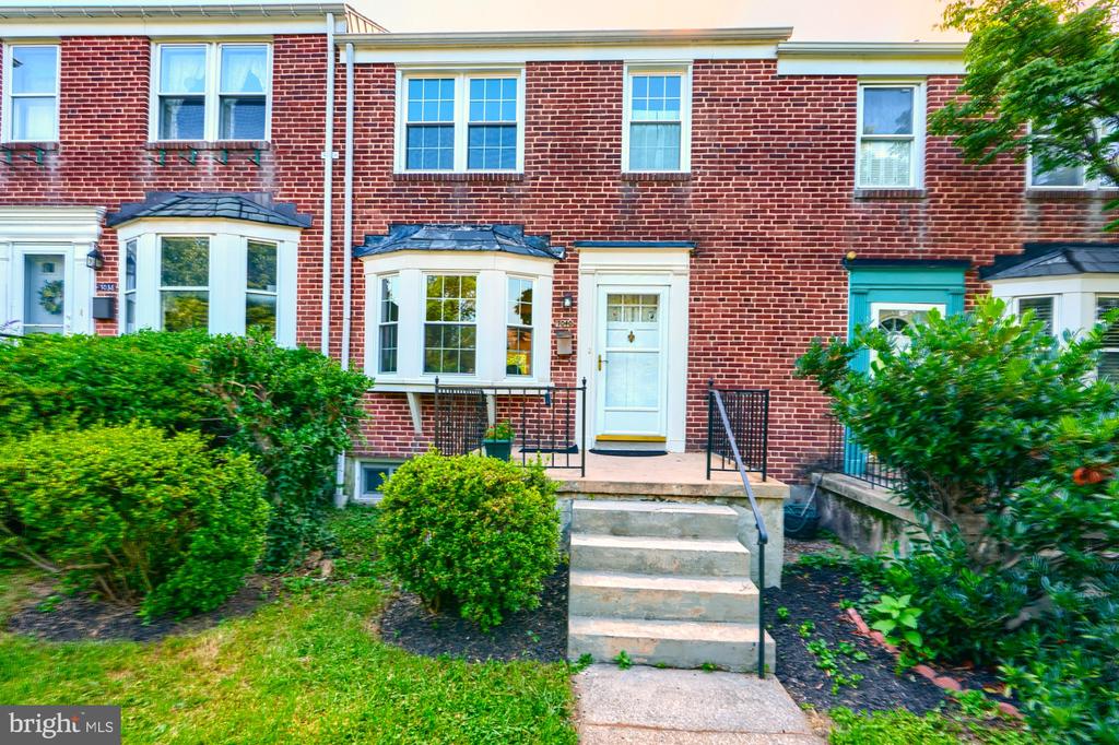 7040 HEATHFIELD RD