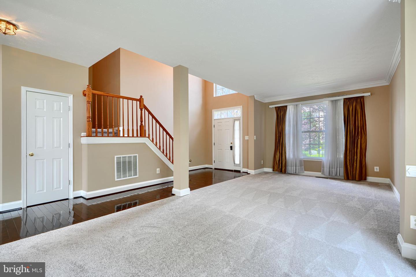 5101 Crest Haven Way