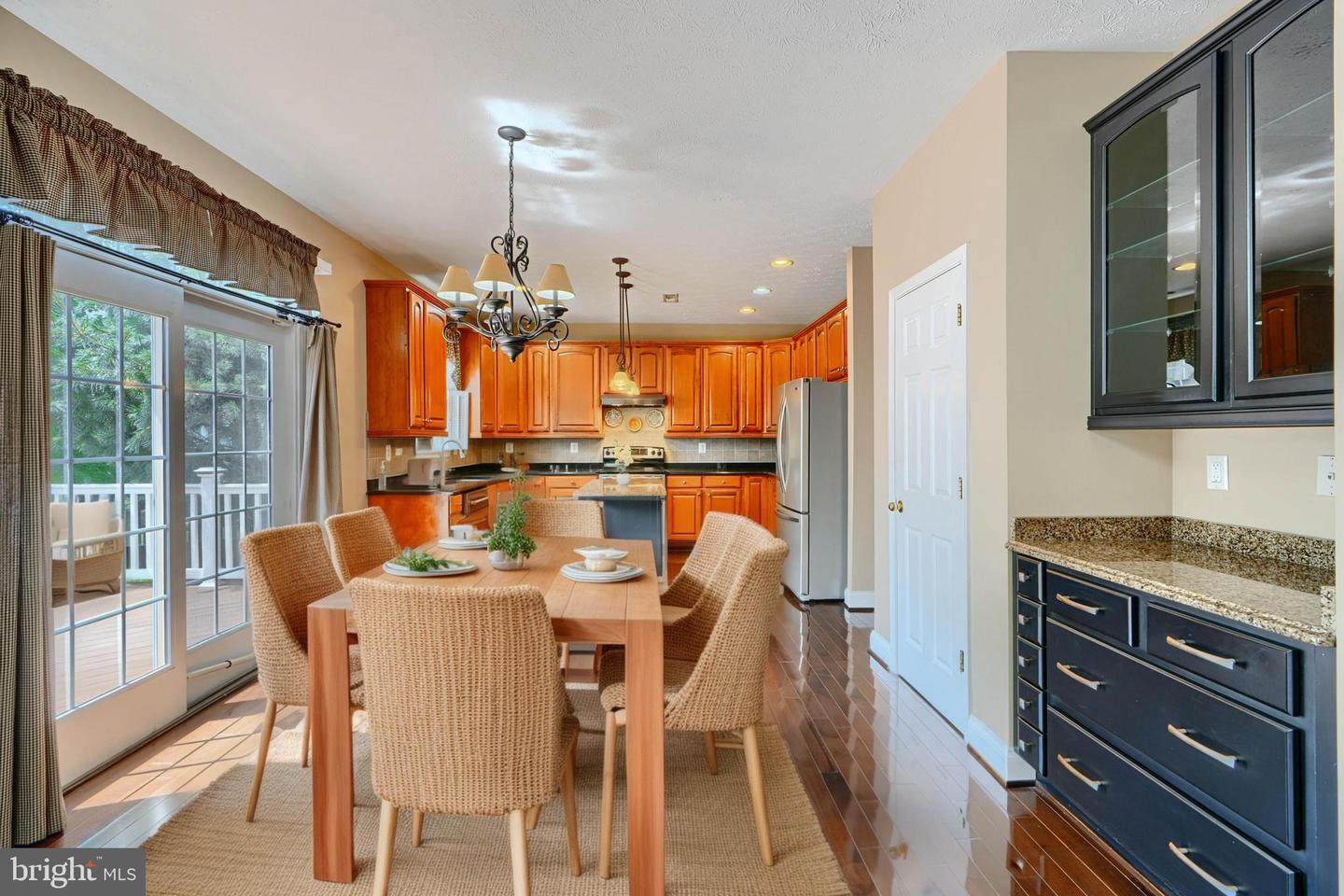 5101 Crest Haven Way