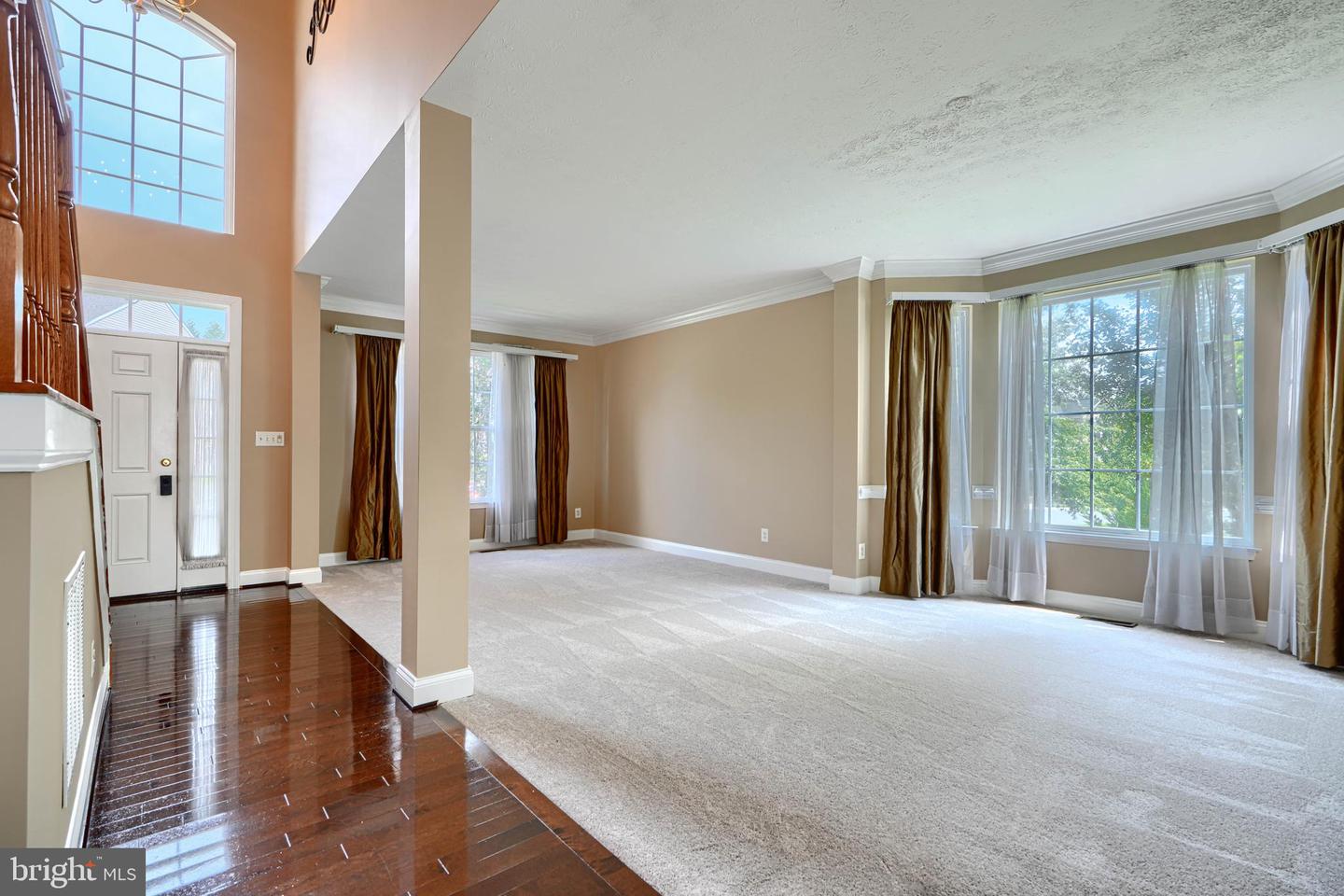 5101 Crest Haven Way