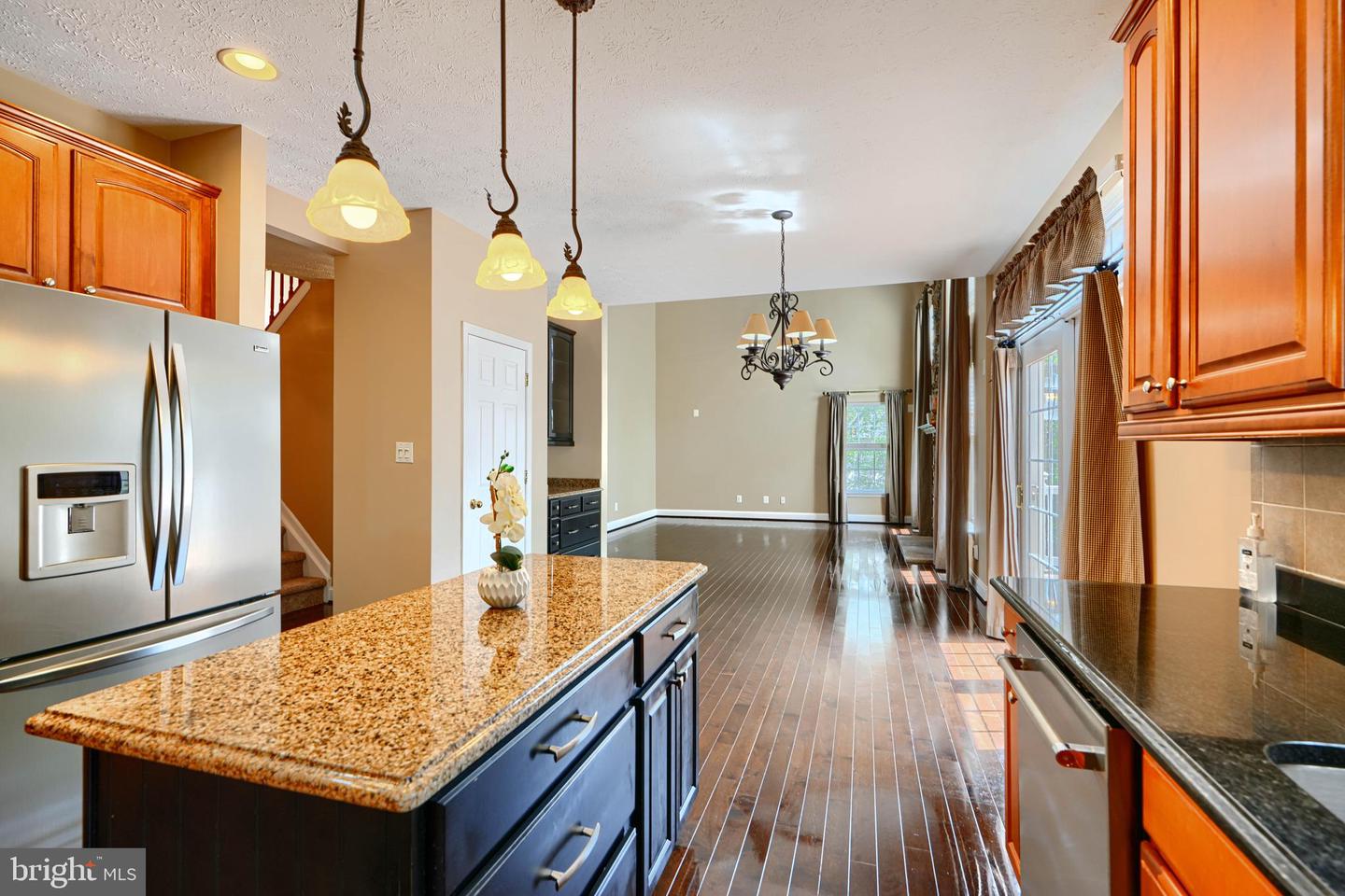 5101 Crest Haven Way