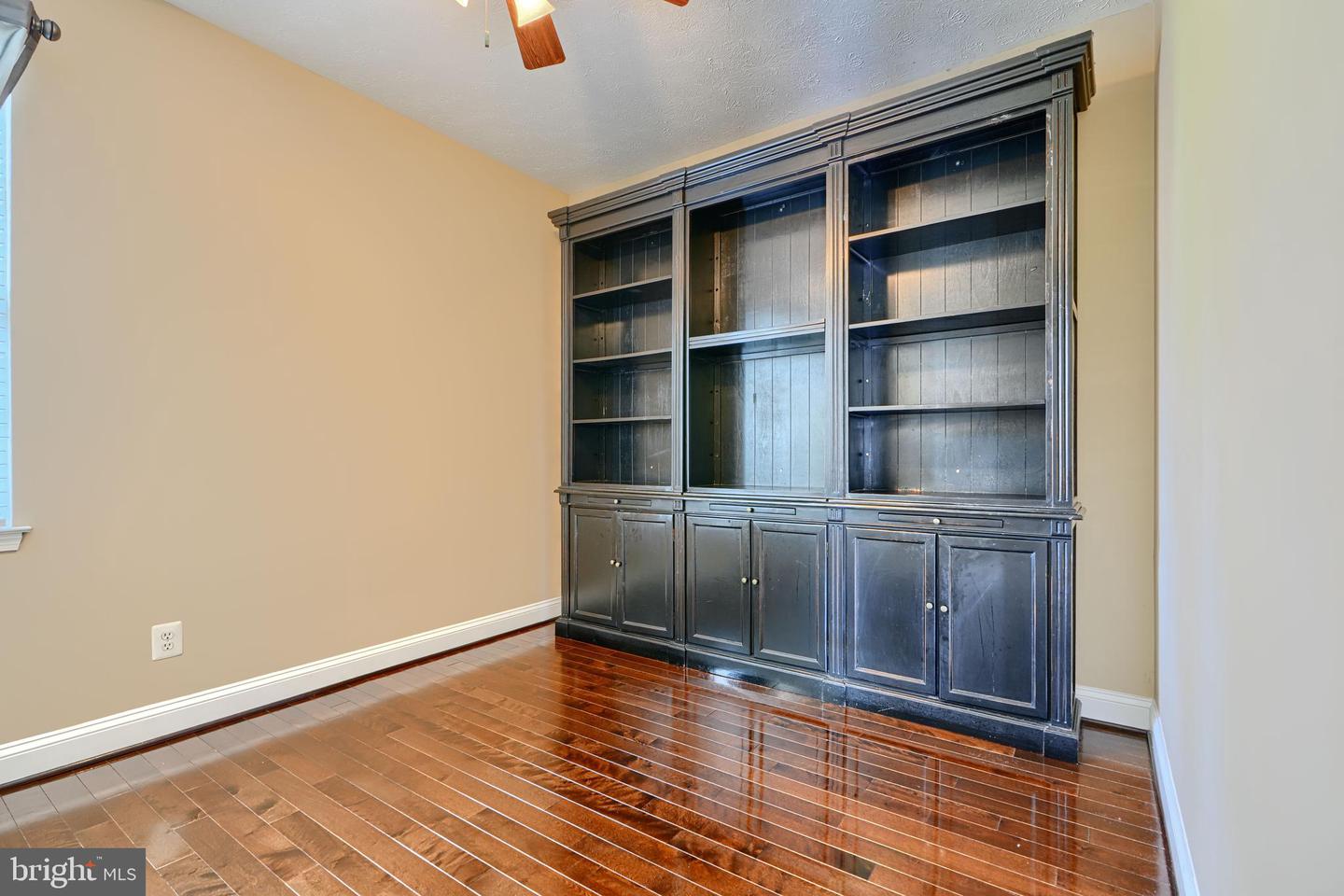 5101 Crest Haven Way