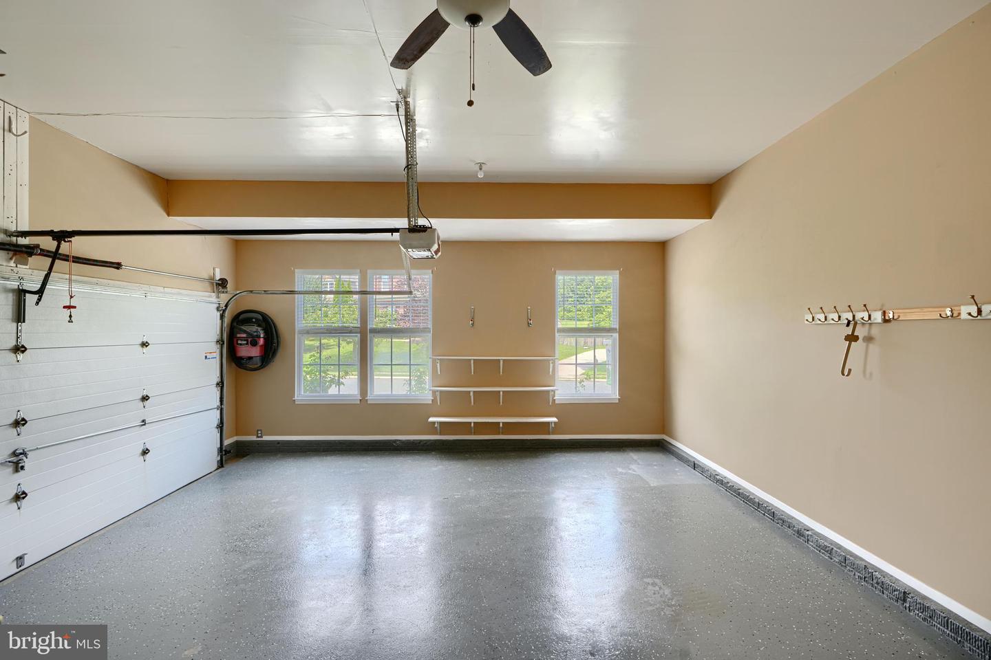 5101 Crest Haven Way