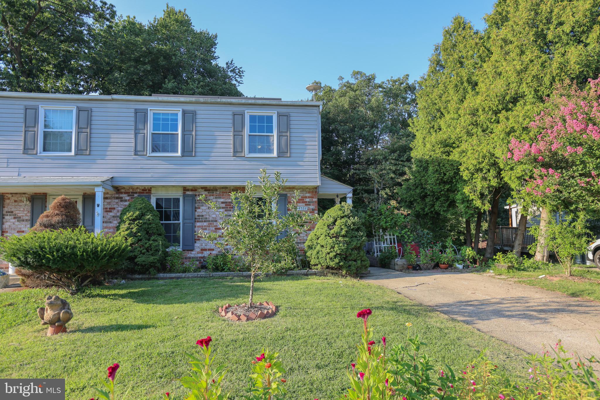 4328 HALLFIELD MANOR DRIVE