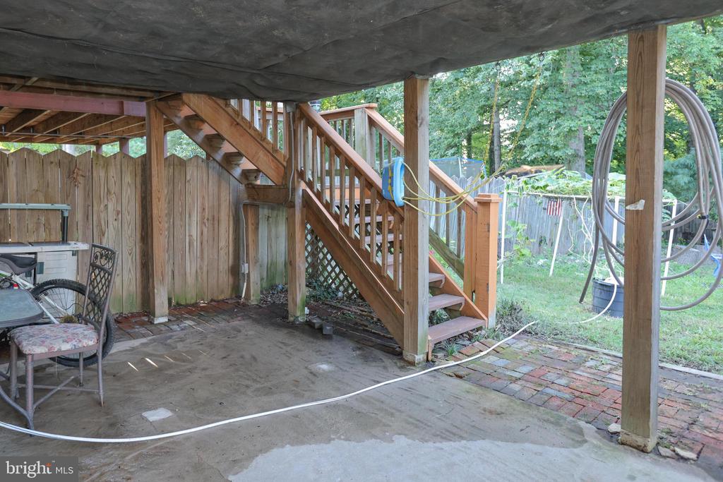4328 HALLFIELD MANOR DRIVE