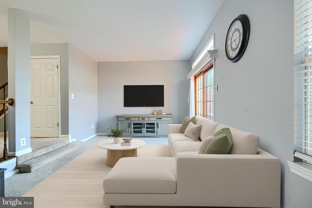 32 GILLAND COURT