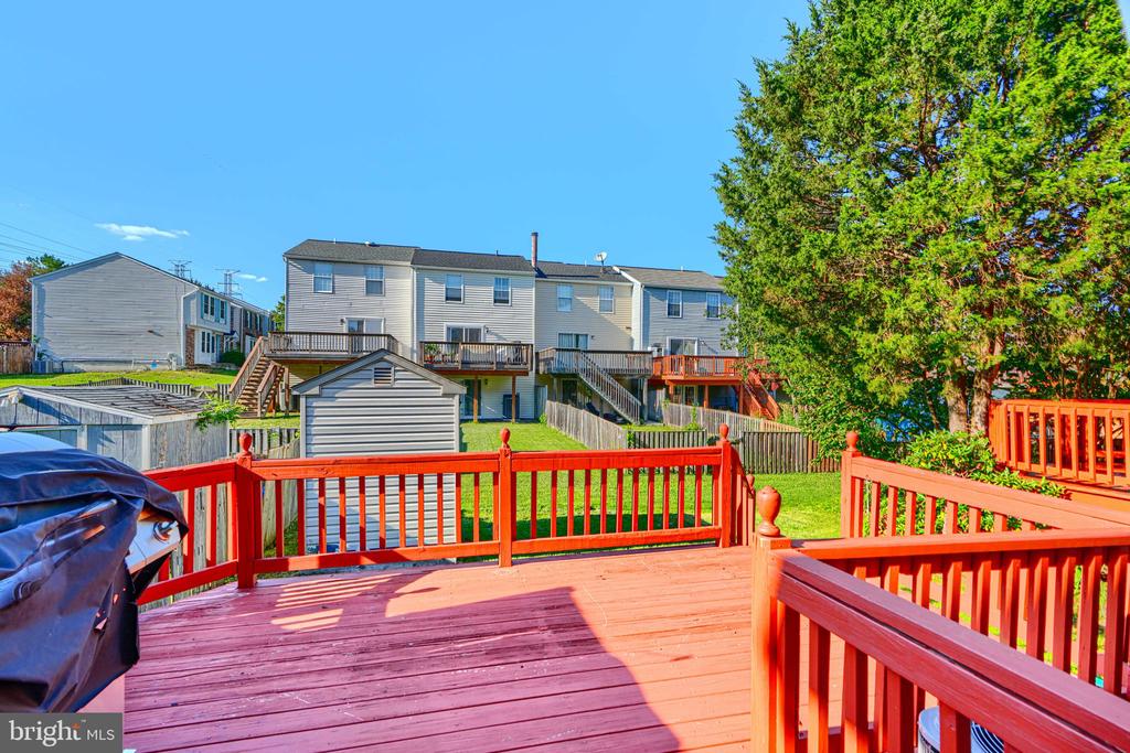 32 GILLAND COURT