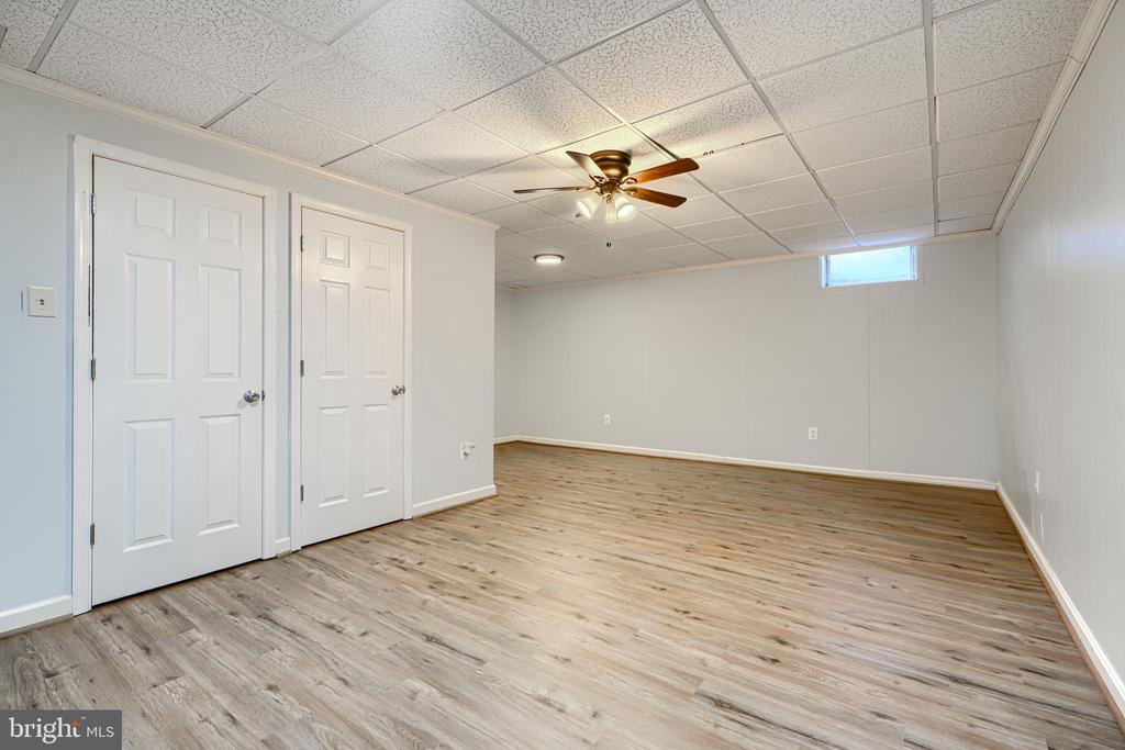 32 GILLAND COURT