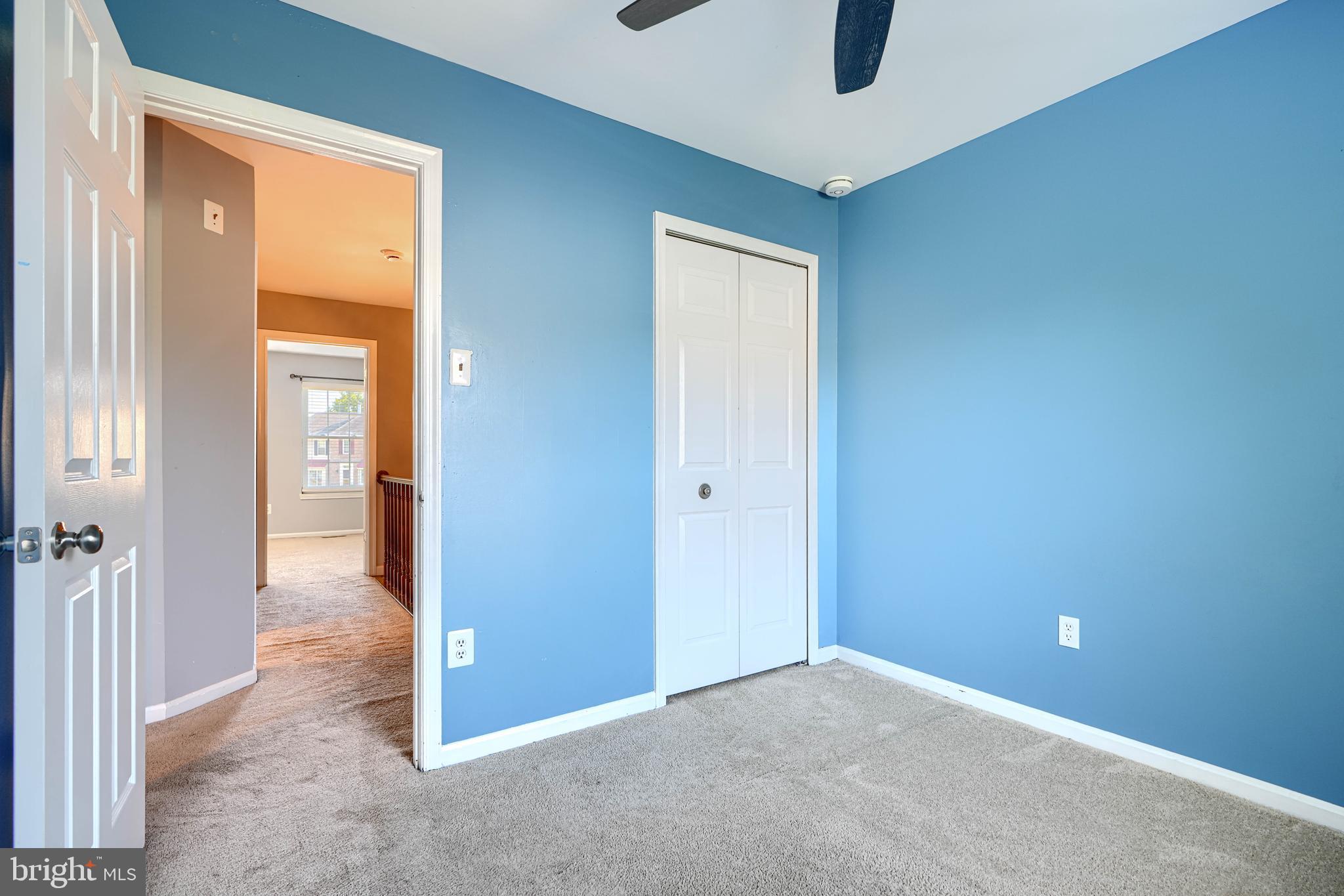 32 GILLAND COURT