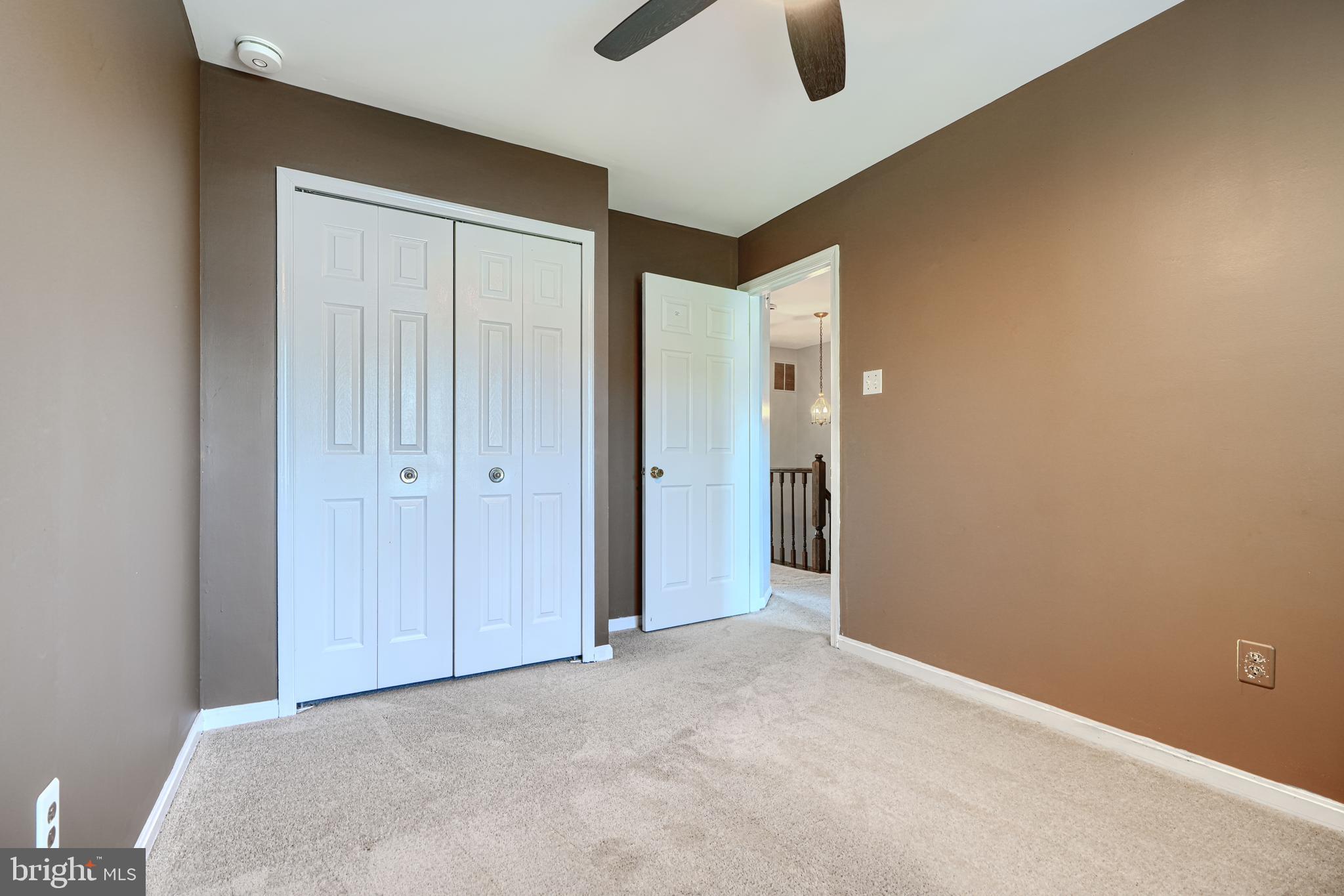 32 GILLAND COURT