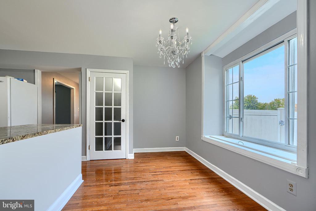 7 CRESTVIEW GARTH