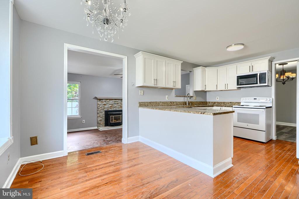 7 CRESTVIEW GARTH