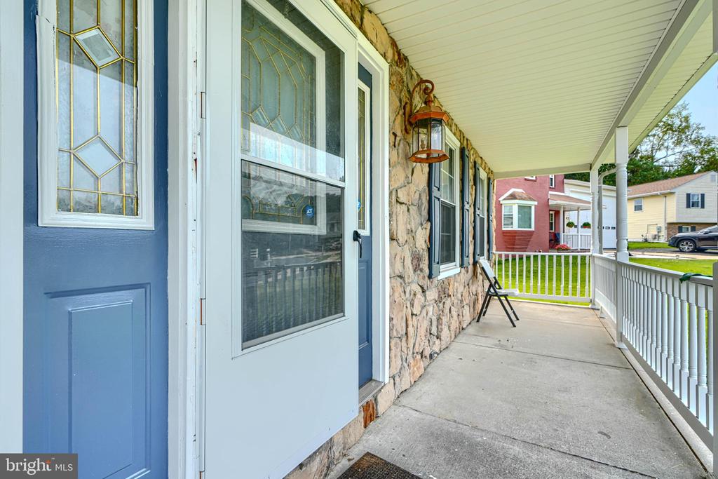 7 CRESTVIEW GARTH