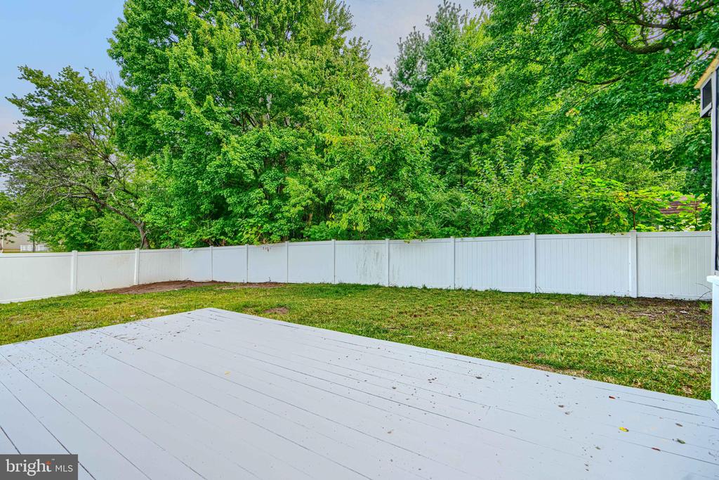 7 CRESTVIEW GARTH