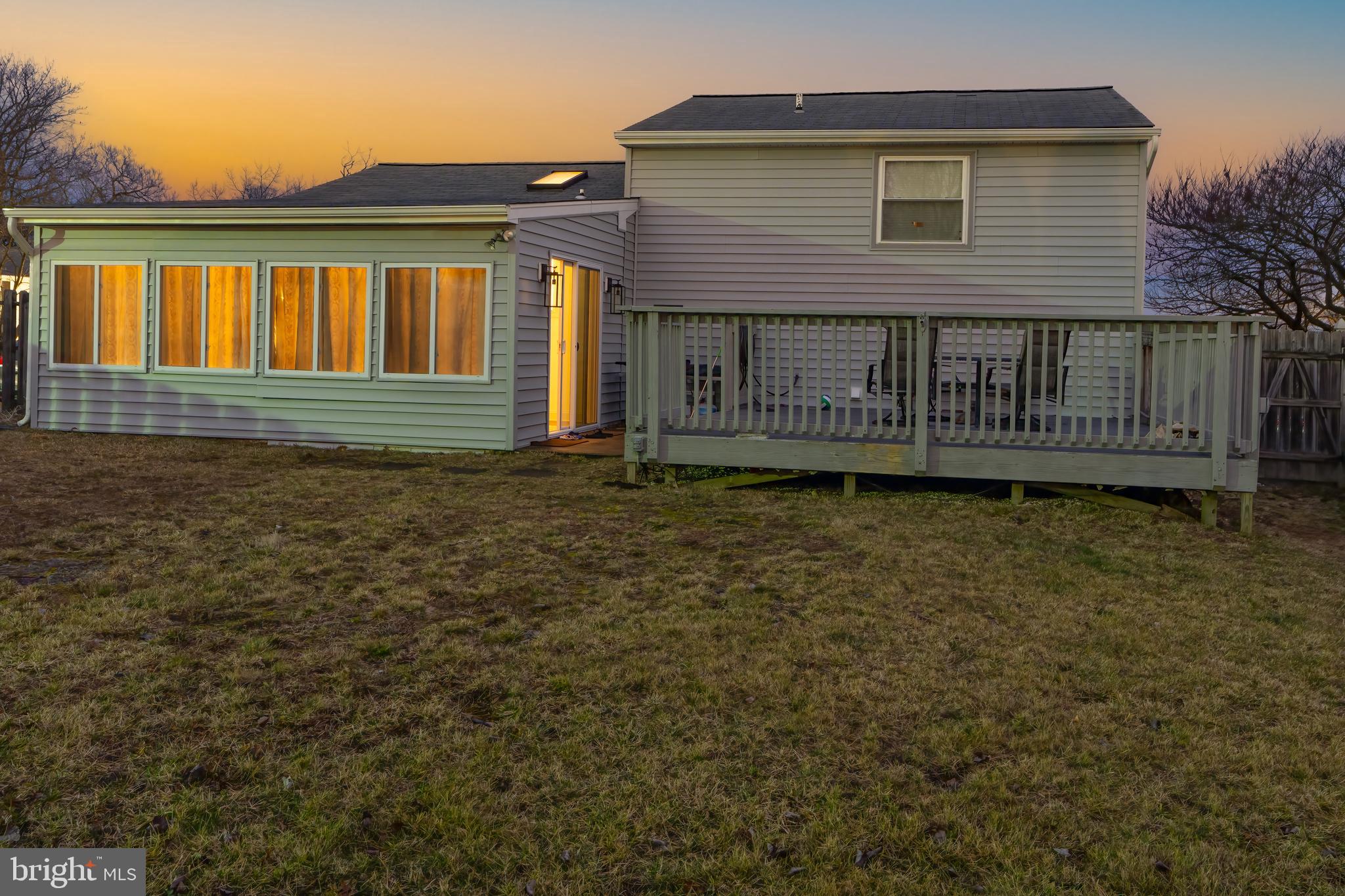 1 DERWOOD COURT