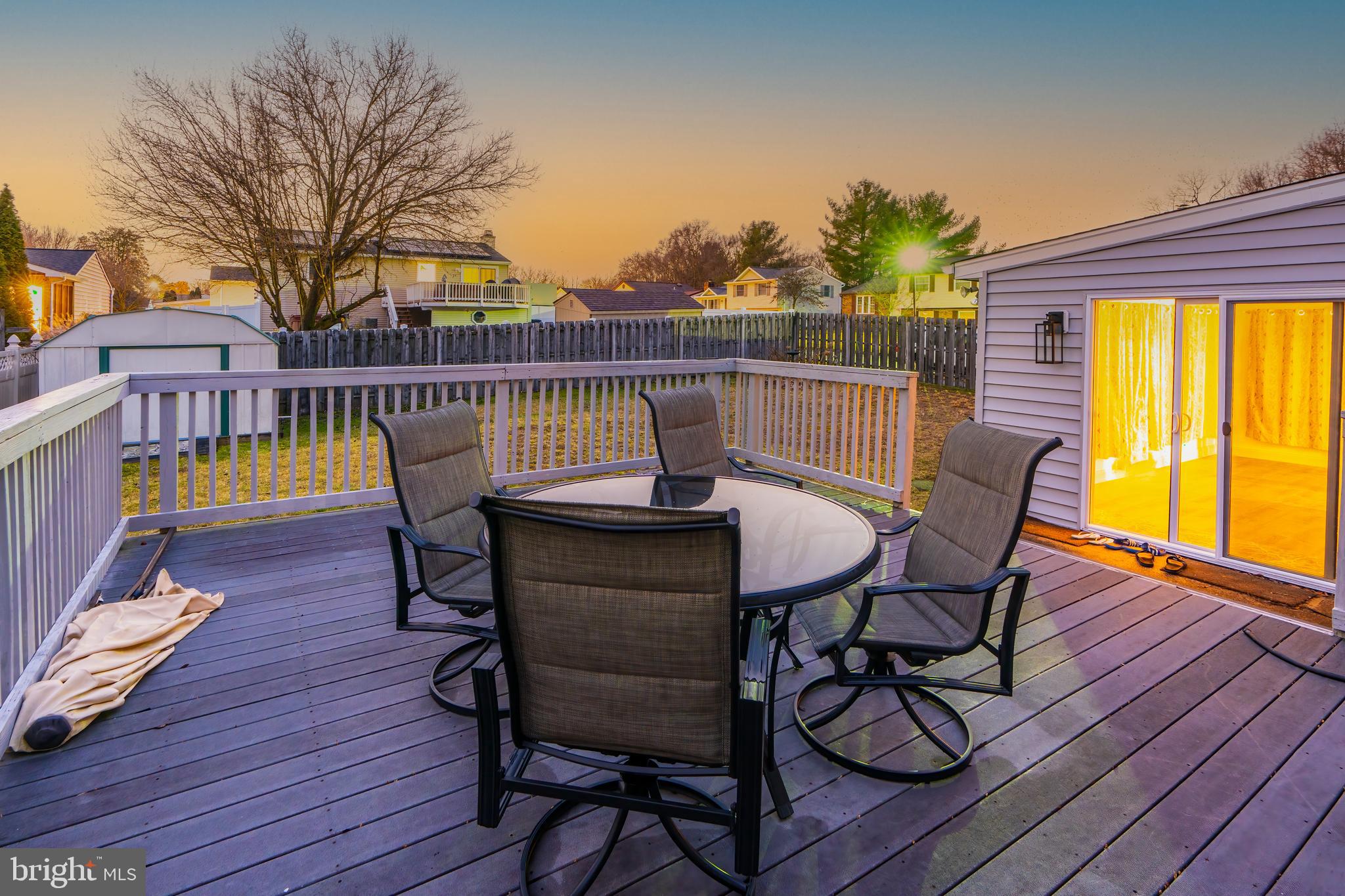 1 DERWOOD COURT