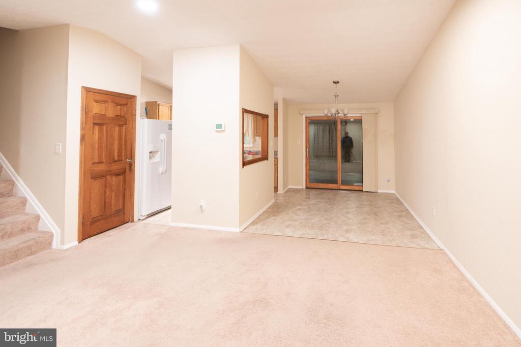 1 DERWOOD COURT