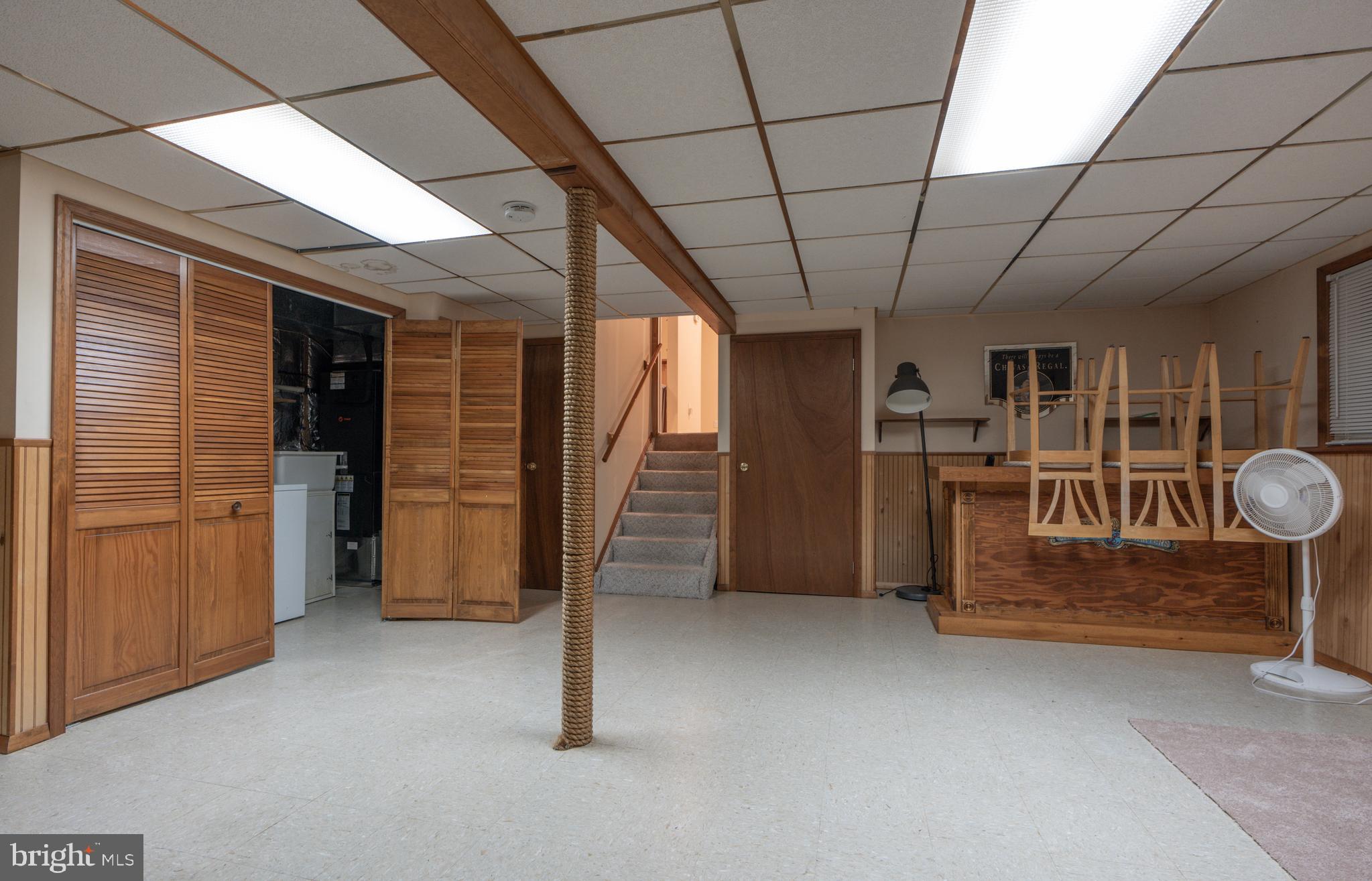 1 DERWOOD COURT