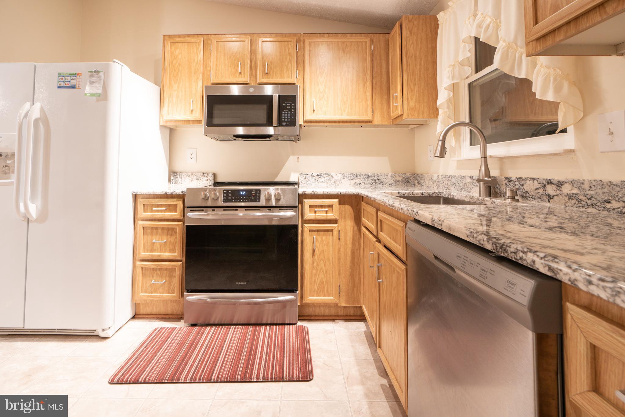 1 DERWOOD COURT