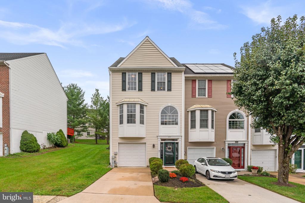 2421 QUILTING BEE ROAD