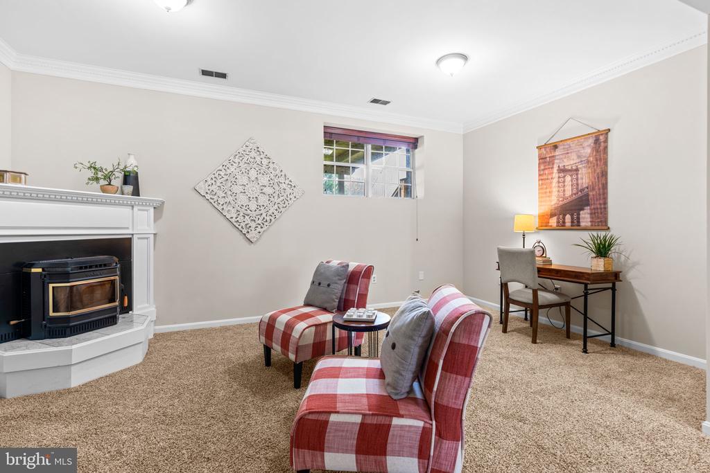 2421 QUILTING BEE ROAD