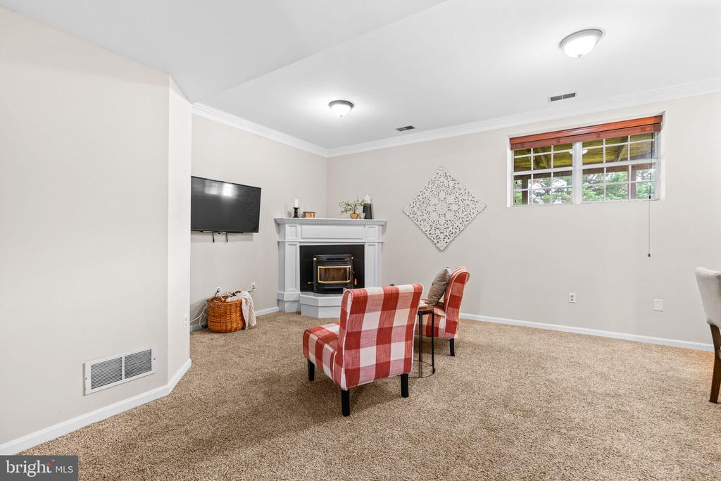 2421 QUILTING BEE ROAD
