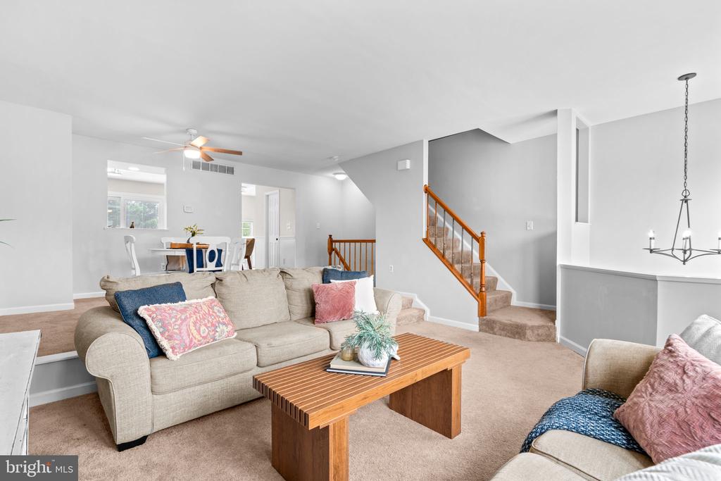 2421 QUILTING BEE ROAD