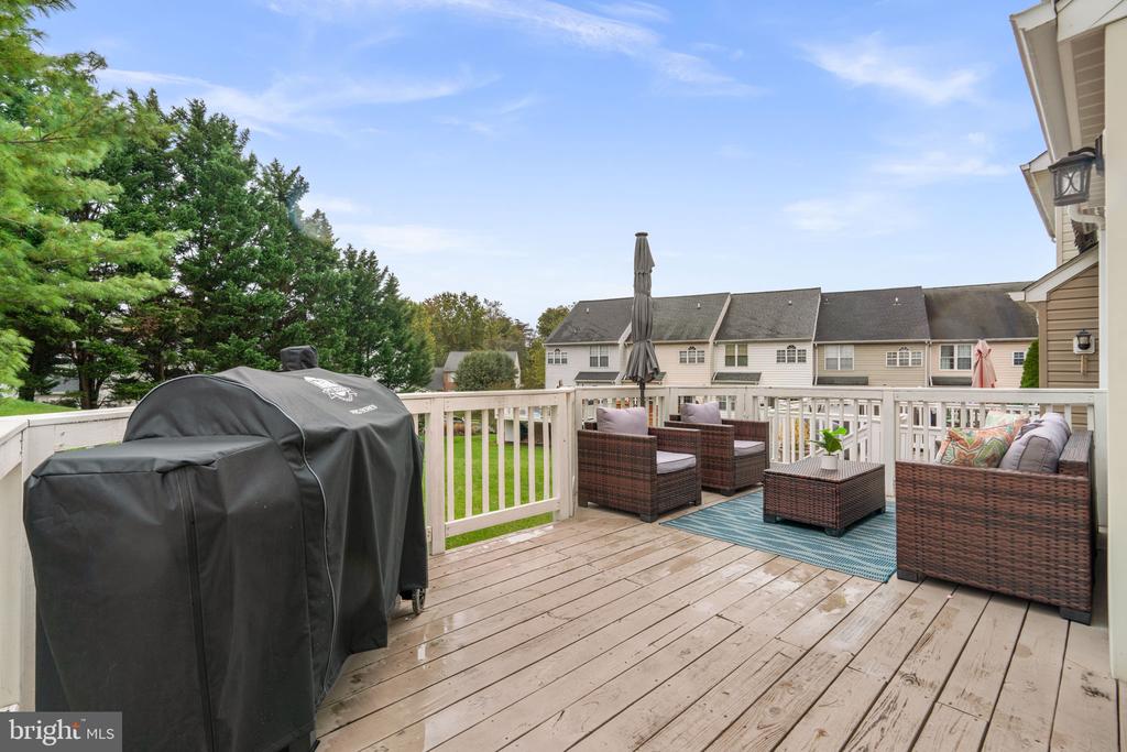 2421 QUILTING BEE ROAD