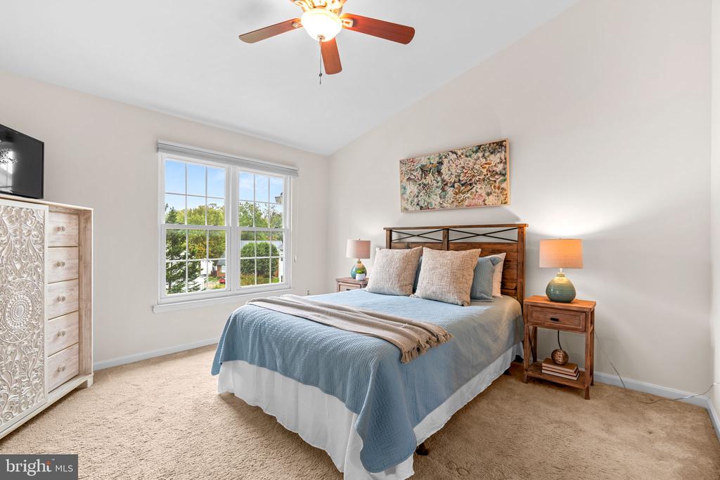2421 QUILTING BEE ROAD