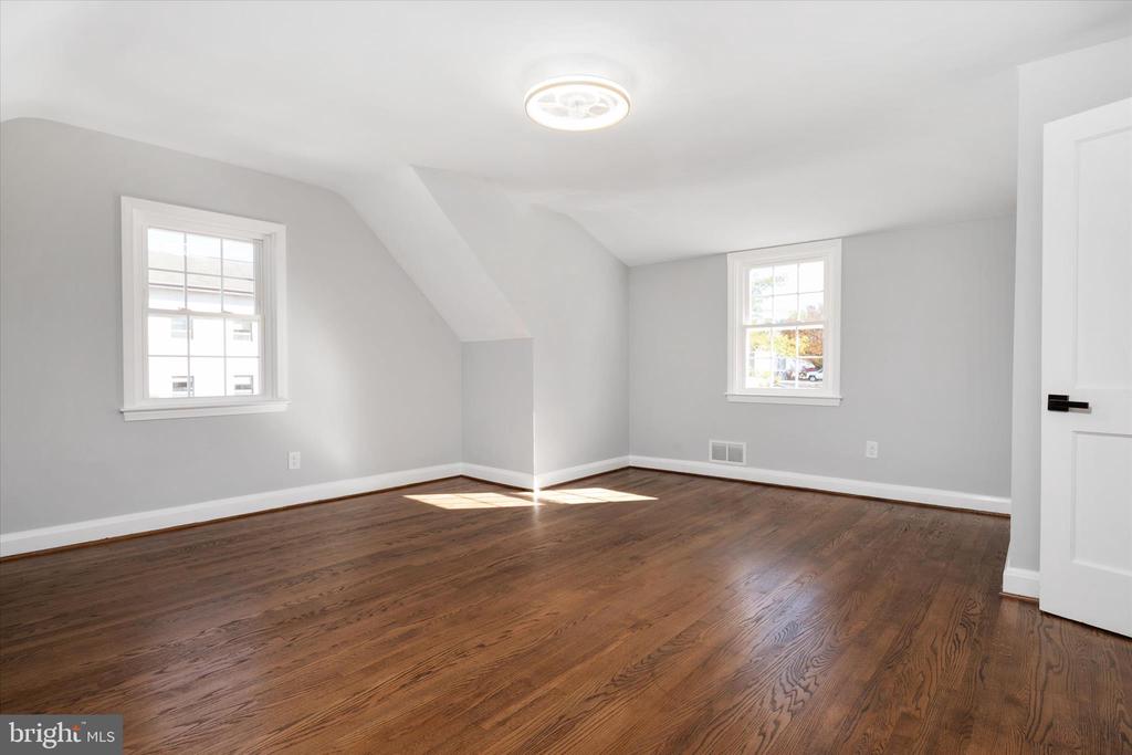 3 HARDING STREET