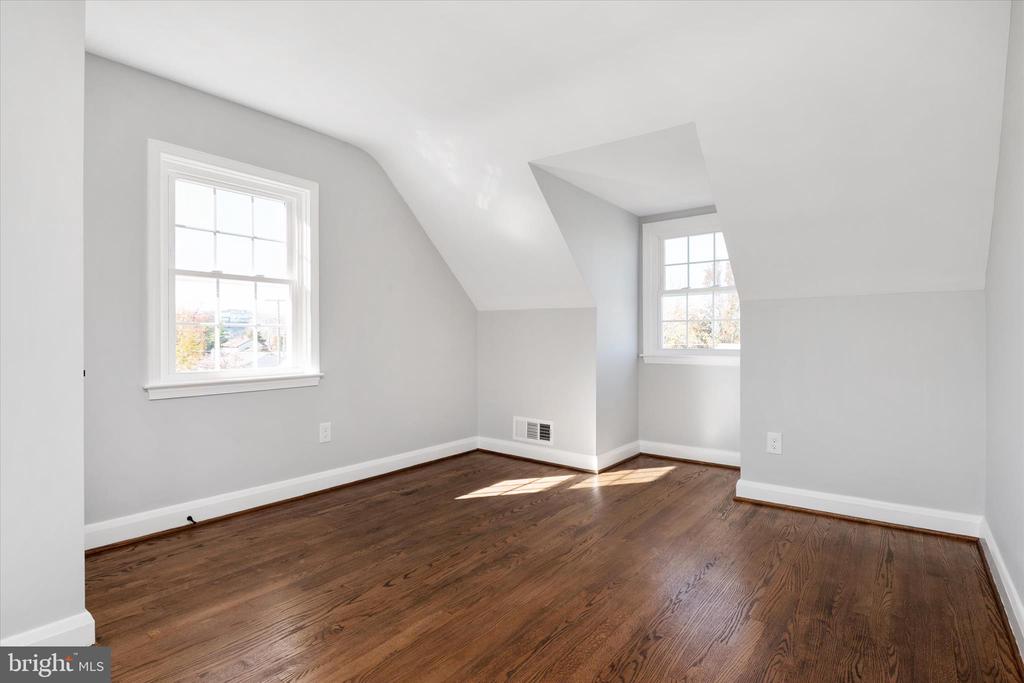 3 HARDING STREET