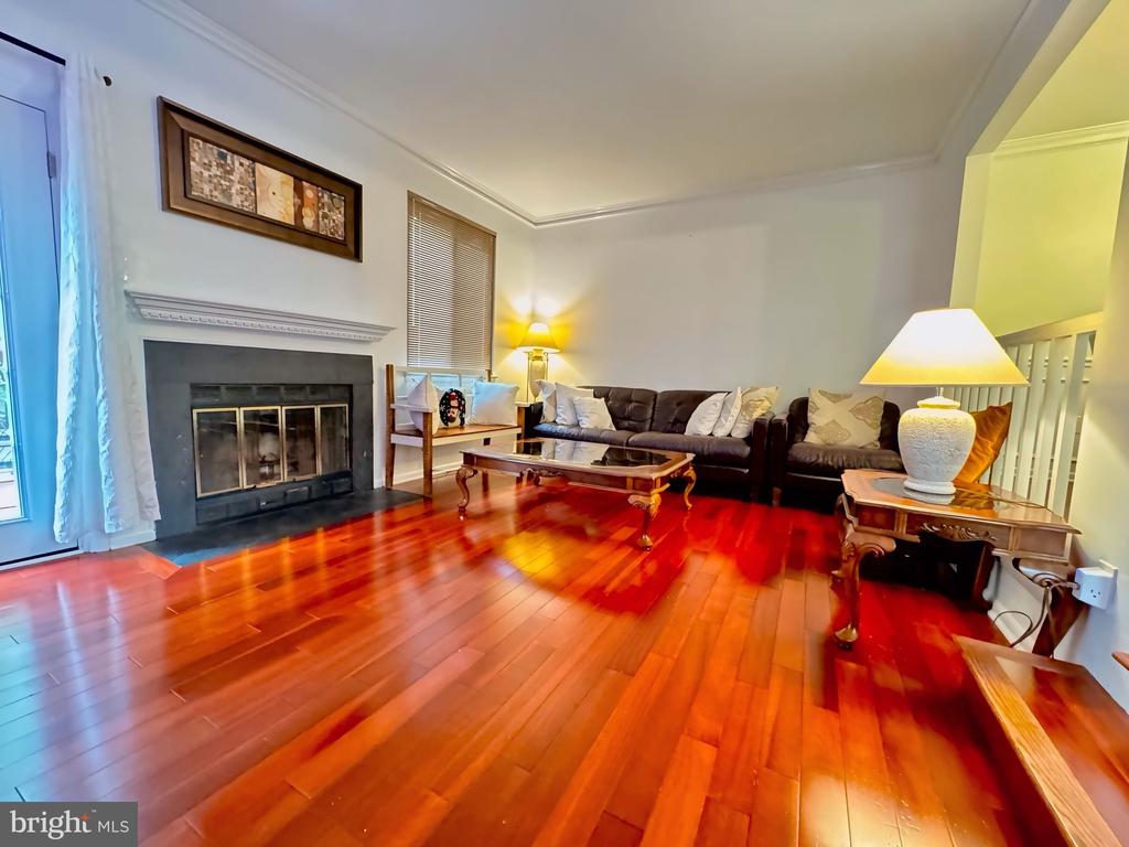 35 MILLWHEEL COURT