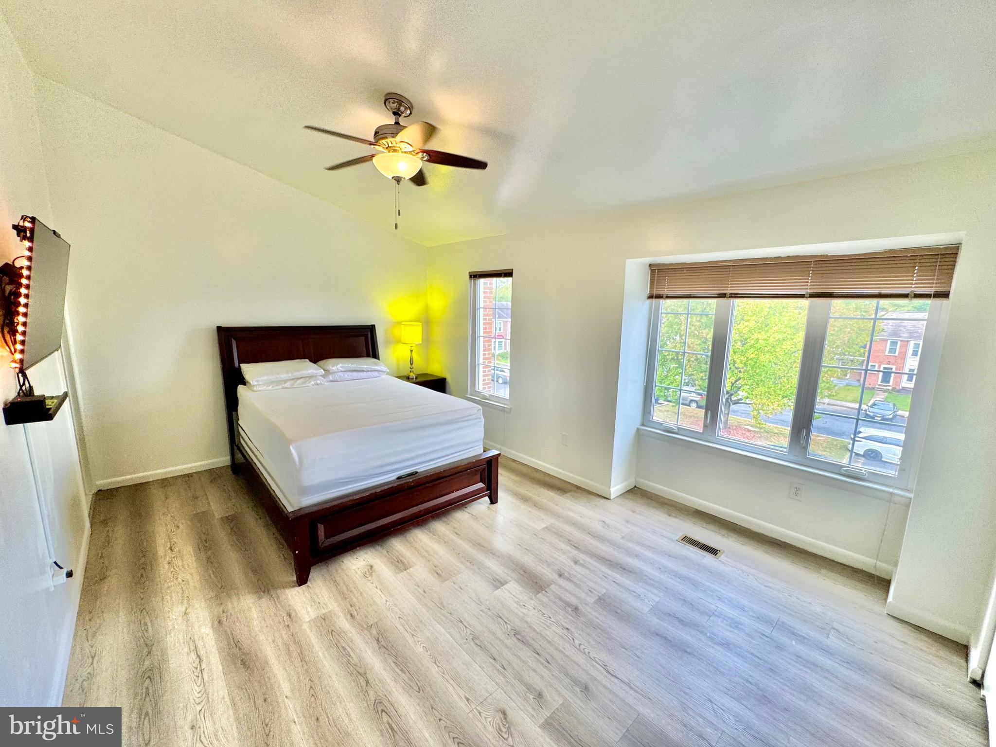 35 MILLWHEEL COURT