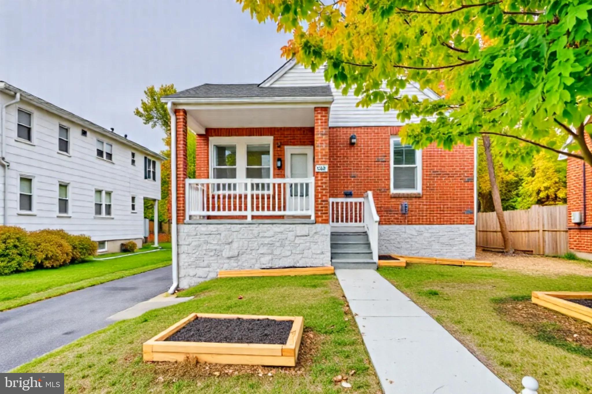 1928 ENGLEWOOD AVENUE